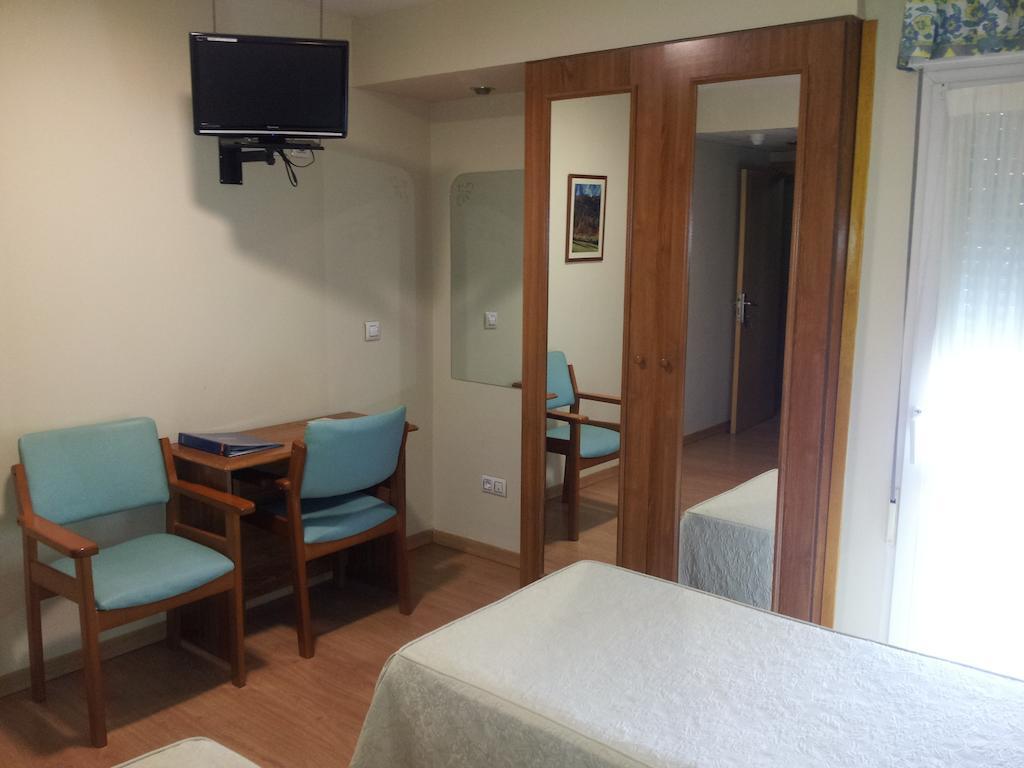 Begona Playa Hotel Gijon Ruang foto